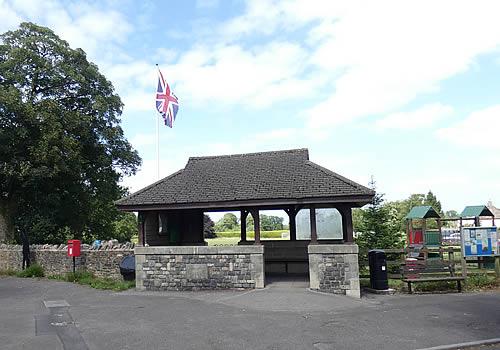 Photo Gallery Image - The Lychgate, Holcombe