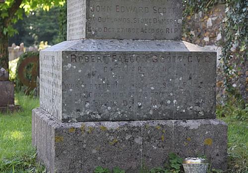 Photo Gallery Image - The Scott Memorial, Holcombe Cemetery