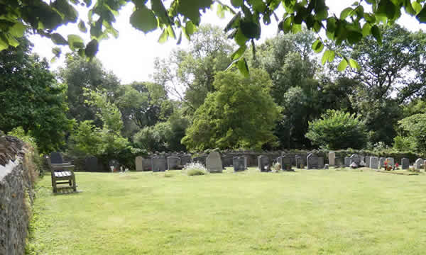 Graveyard at the Old St Andrews Church, Holcombe